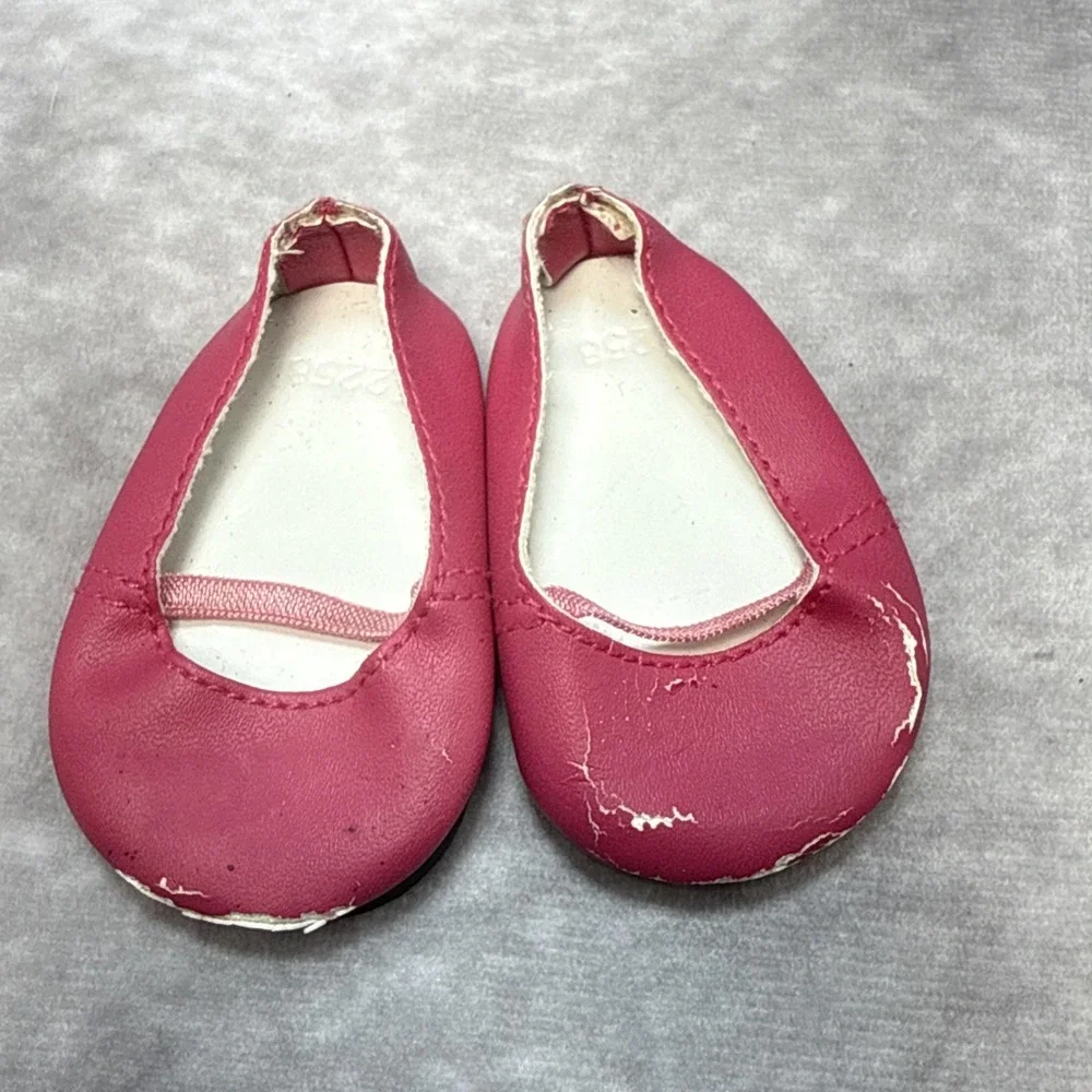 American Girl‎ Lot Shoes/Clothes Pink Flats Skate Socks Anywhere Boots *READ*